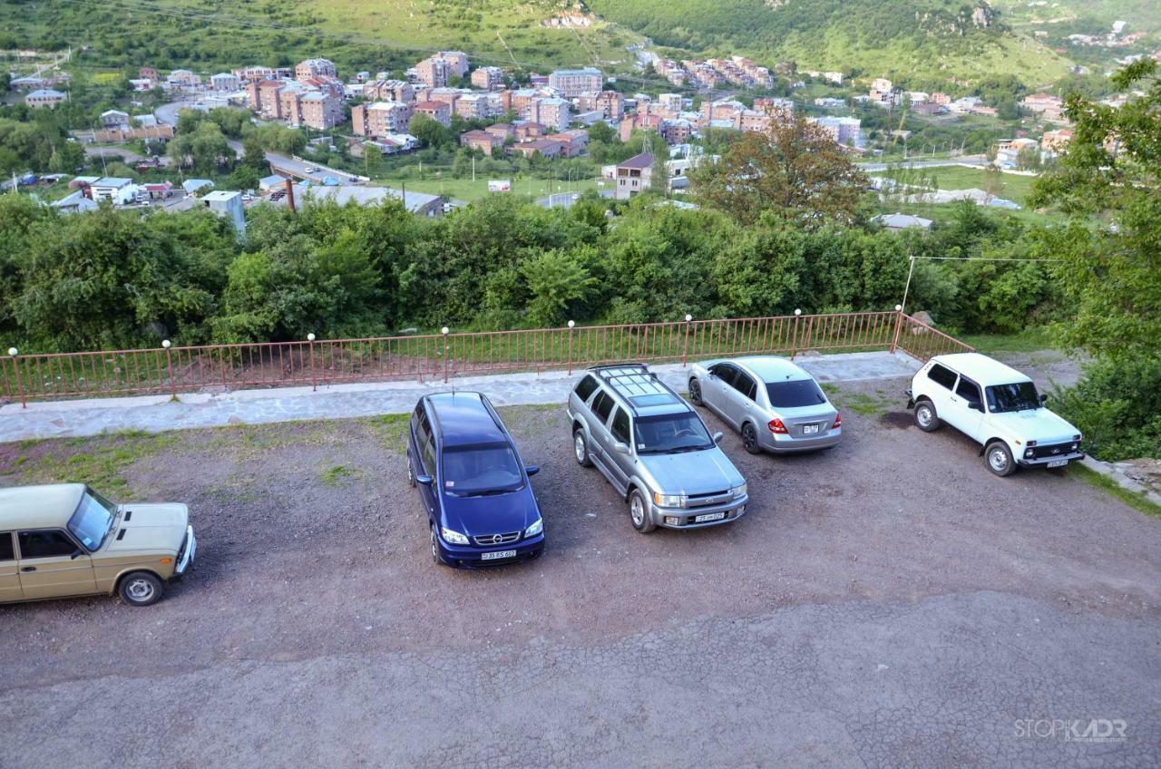 Yeghevnut Hotel Goris Exterior foto